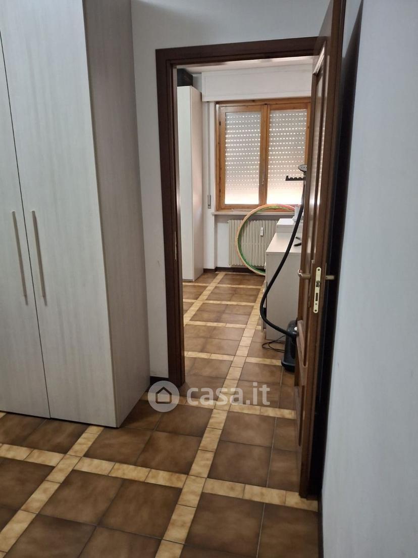 Quadrilocale in Via Pietro Isola — foto 13 di 23