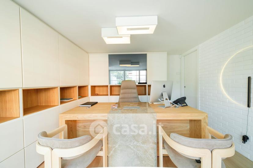 Villa in Via C. Cavour 1 — foto 30 di 30
