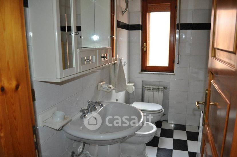 Appartamento in Via Vincenzo Guaragna 5 /4 — foto 19 di 30