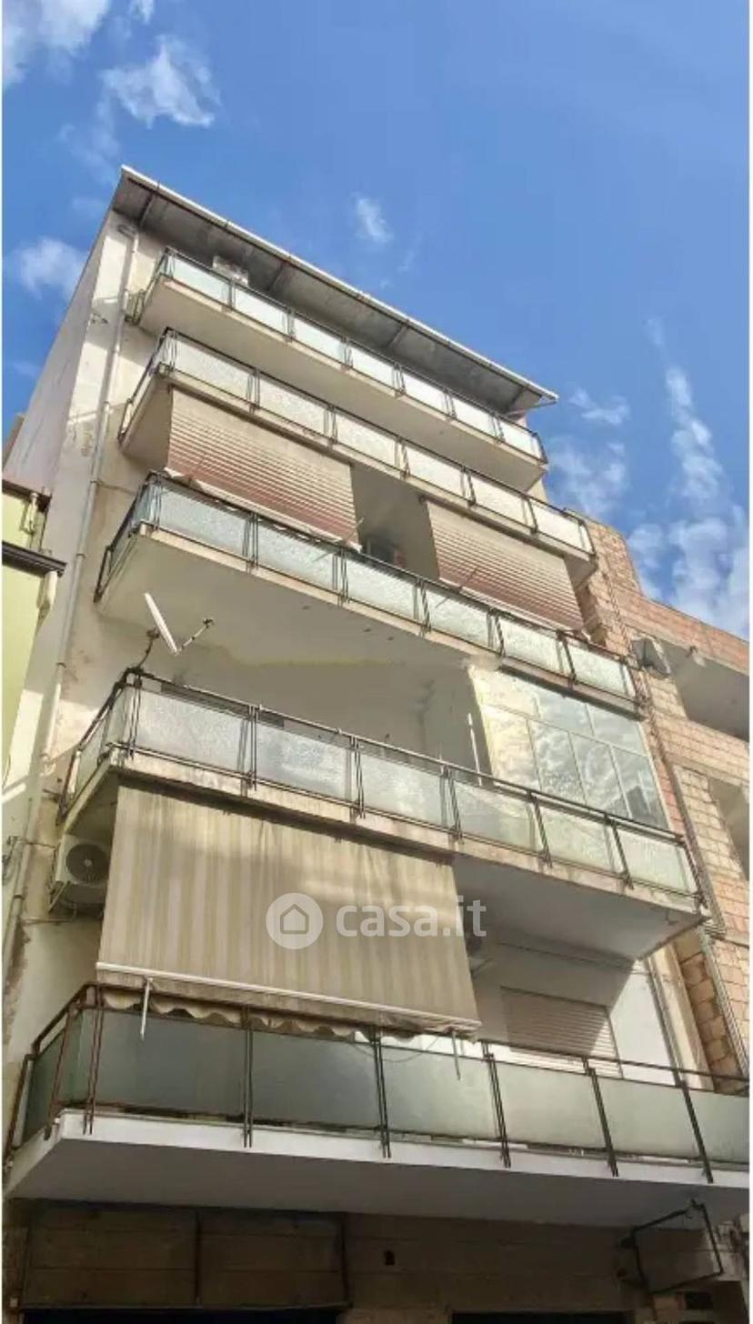 Trilocale in Via Santa Lucia
