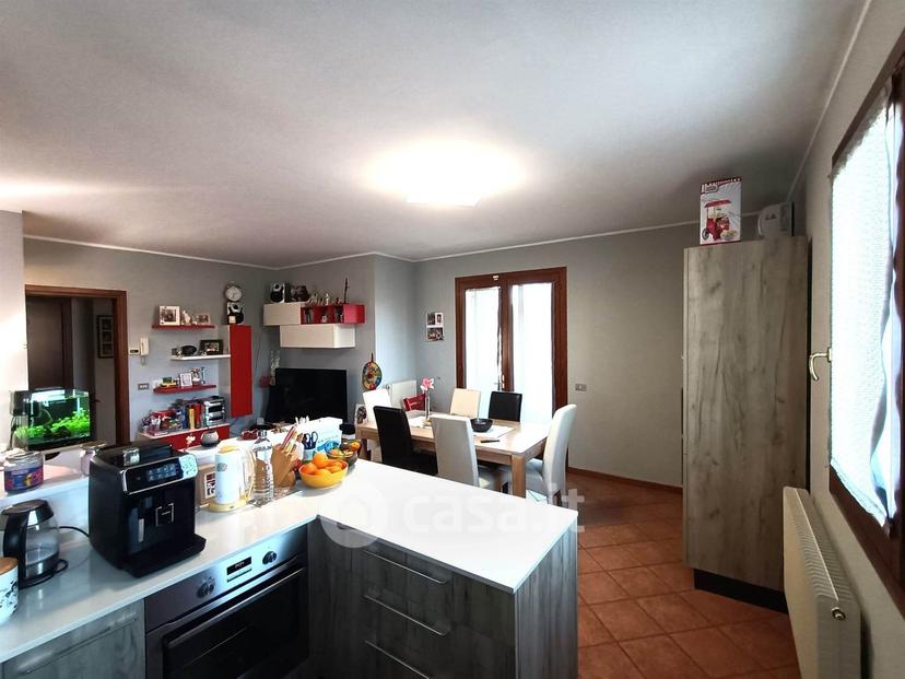 Appartamento in Via Aldo Moro — foto 18 di 34