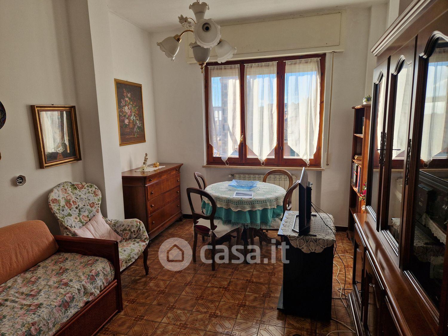 Trilocale in Via Piave 162