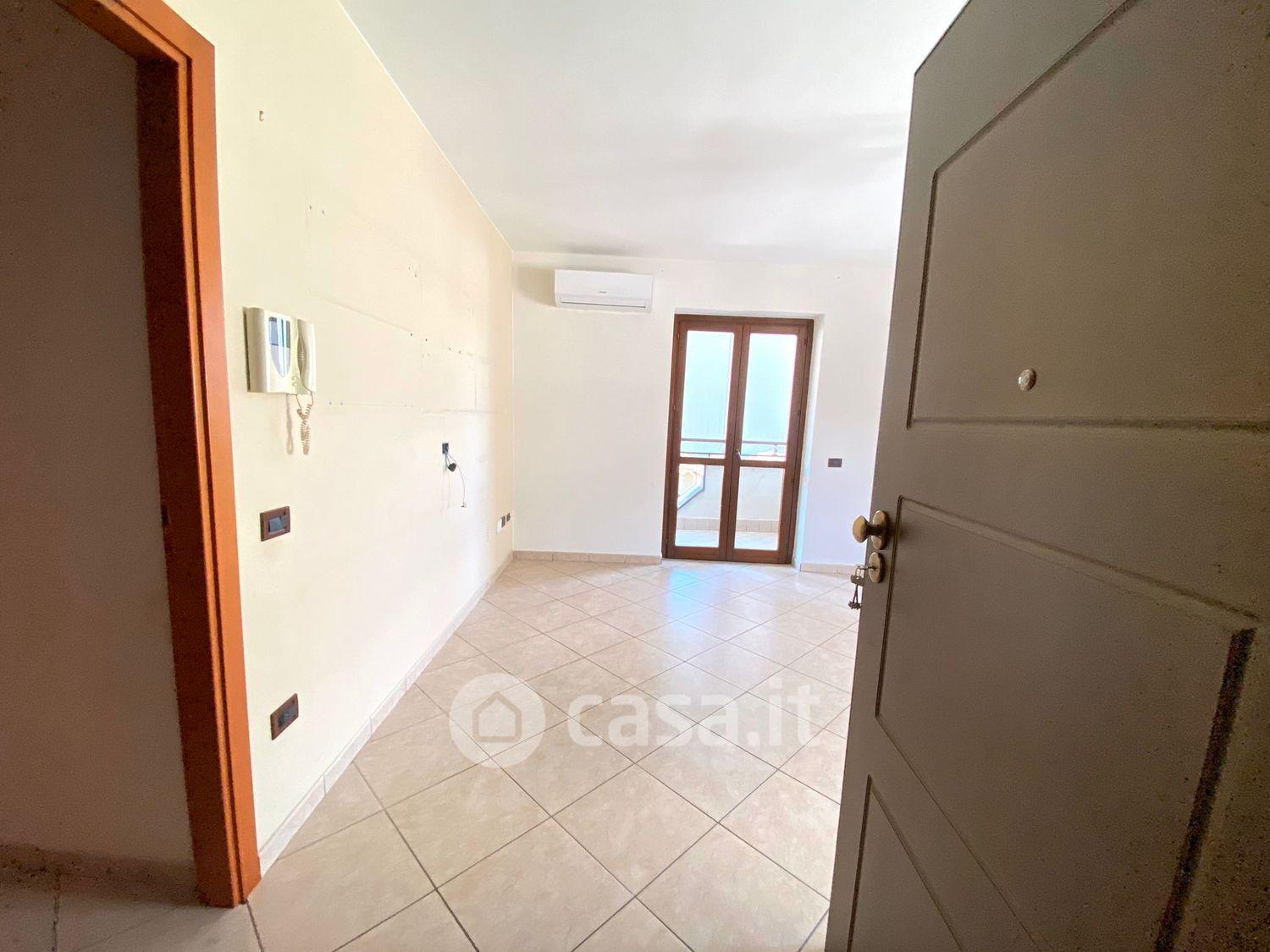 Trilocale in Corso Campano 470