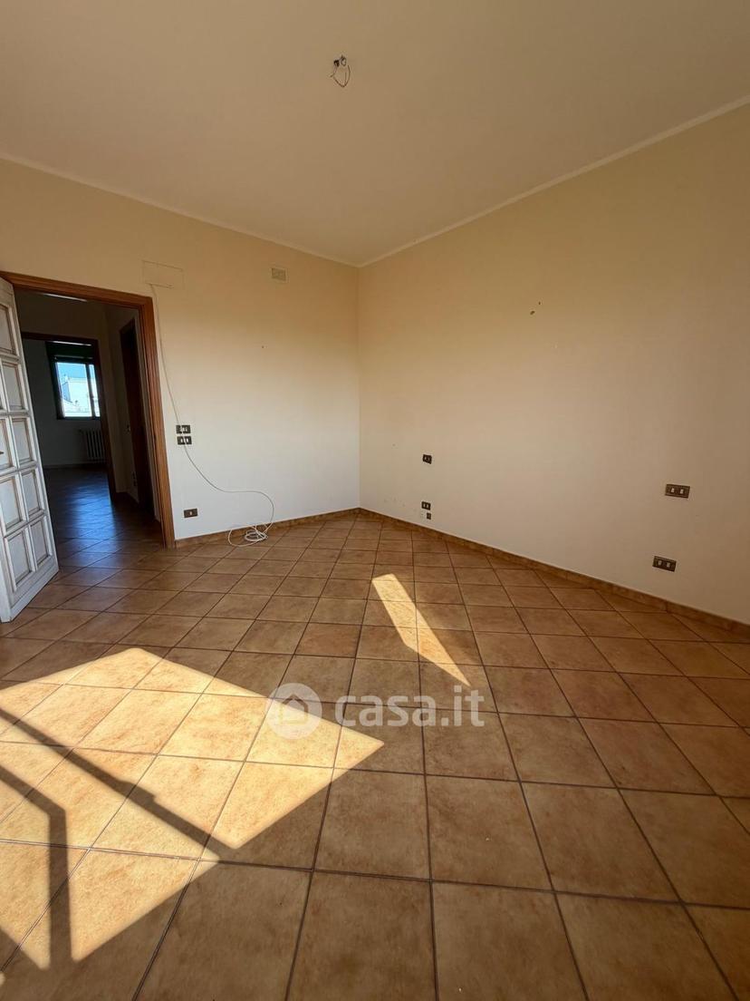 Quadrilocale in Via Gian Domenico Romagnosi 4 — foto 3 di 26