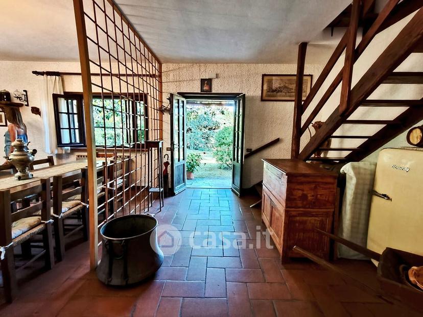 Villa in Strada Aquilano — foto 26 di 52