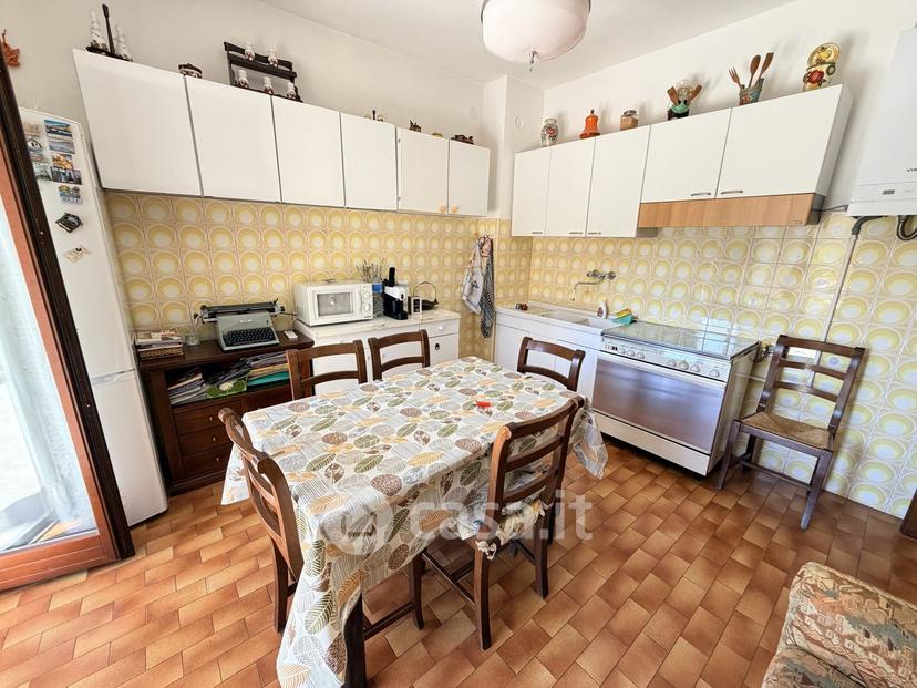 Trilocale in Via Guglielmo Marconi 7 — foto 37 di 37