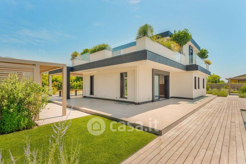 Villa in Via di Tonfano — foto 10 di 38