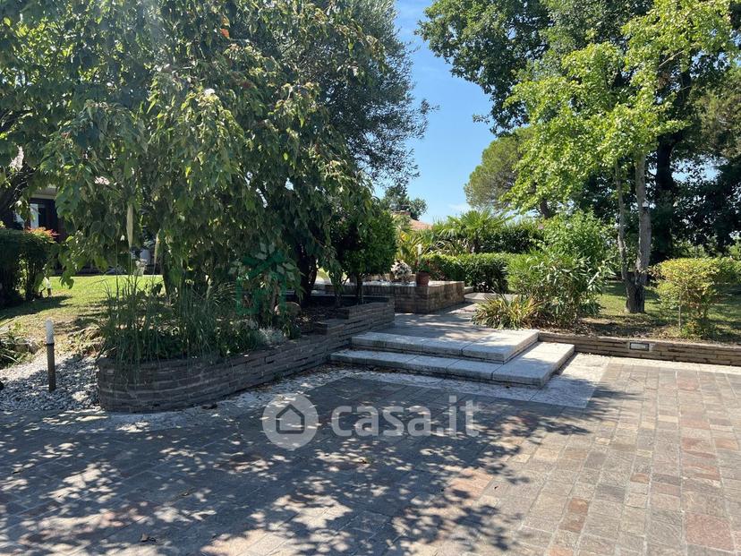 Villa in Strada Provinciale San Donà di Piave Torre di Fine — foto 3 di 39