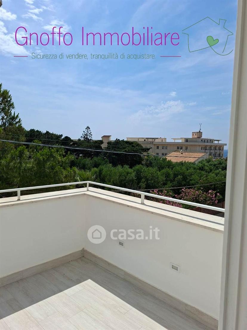 Bilocale in Via Anchise — foto 4 di 9