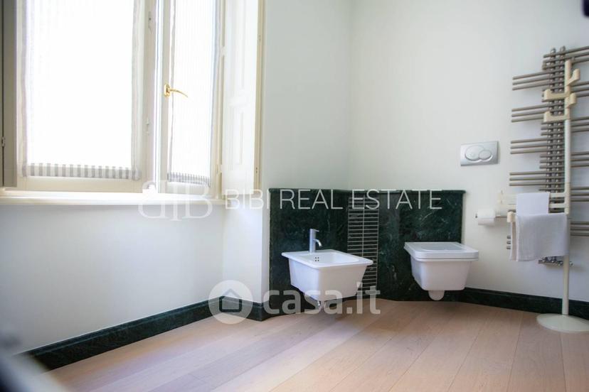 Trilocale in Via Massimo d'Azeglio 11 — foto 16 di 49