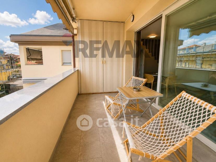 Trilocale in Via Fratelli Scavini 500 — foto 6 di 23