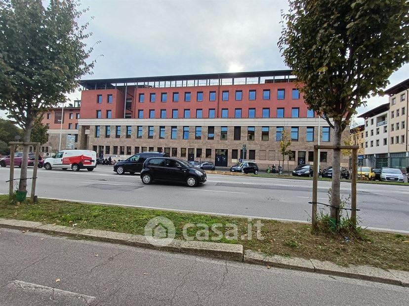 Trilocale in Viale Alessandro Guidoni 10 — foto 19 di 65