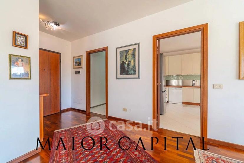 Appartamento in Viale Aldo Moro 114 — foto 28 di 33