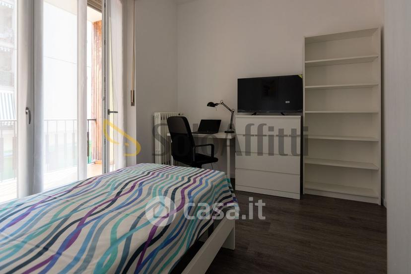 Stanza in Via Madonna delle Rose 11 — foto 18 di 22