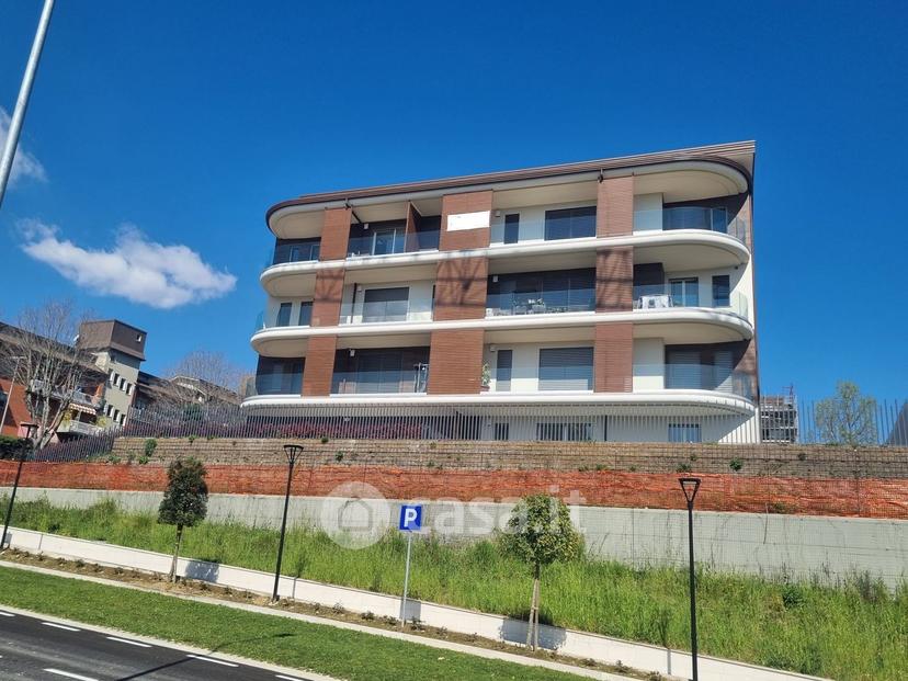 Quadrilocale in Via Alcide de Gasperi — foto 9 di 30