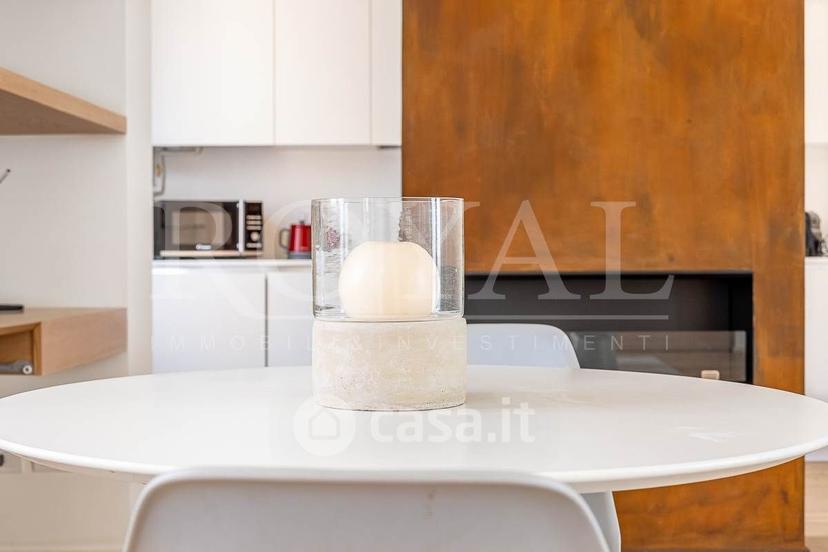 Trilocale in Via Carlo Alberto 15 — foto 14 di 34