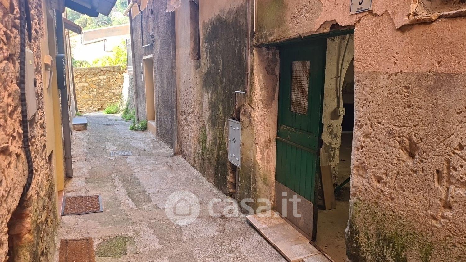 Quadrilocale in Via Clavi 26
