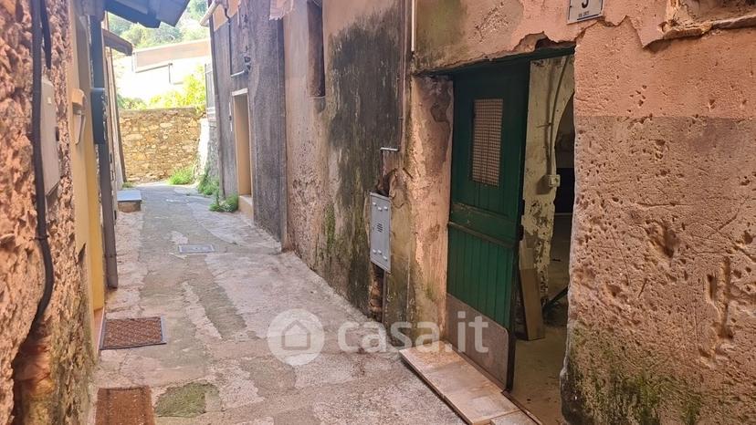 Quadrilocale in Via Clavi 26