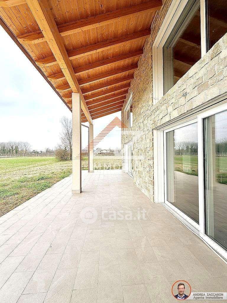 Villa in Via Larghe Ongaresca — foto 4 di 43
