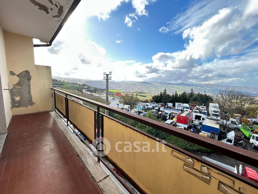 Quadrilocale in Contrada Serra 48 — foto 36 di 40