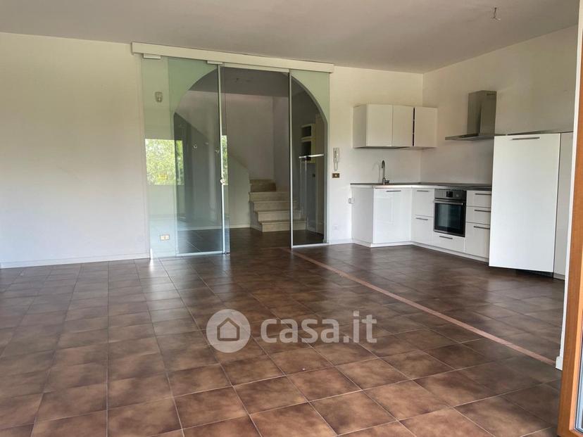 Trilocale in Piazza Aldo Moro — foto 16 di 40