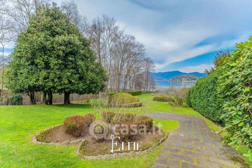 Villa in Via Luigi Cadorna 1800 — foto 39 di 42