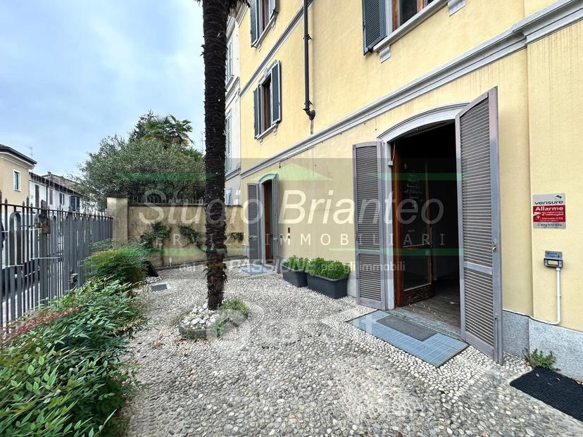 Trilocale in Via Francesco Cusani — foto 3 di 19