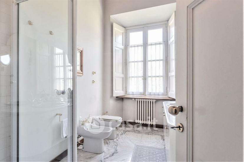 Villa in Viale Kennedy — foto 2 di 30