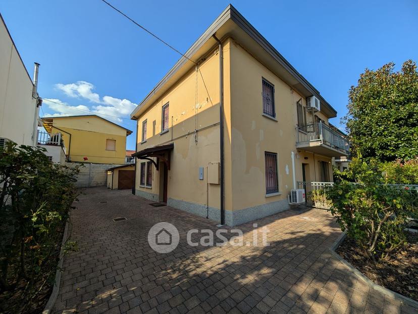 Stanza in Via Circondaria Ovest — foto 12 di 15