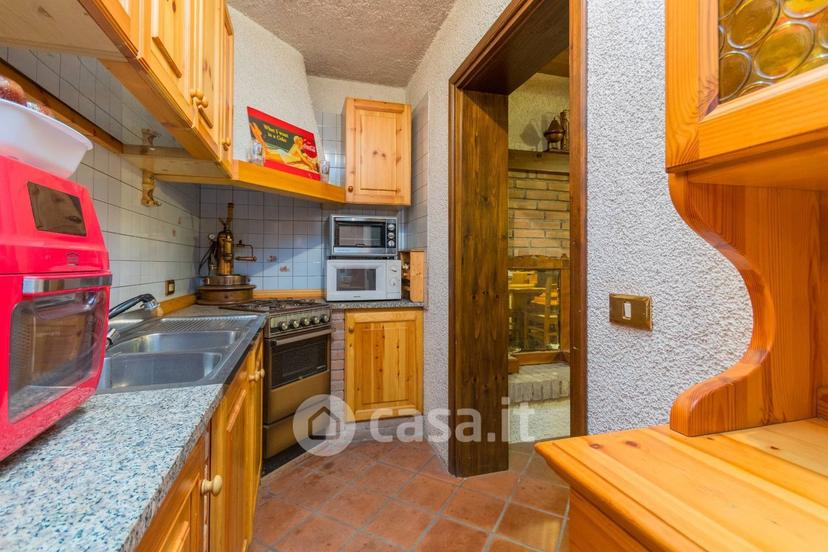 Villa in Via Cavour 24 — foto 23 di 33