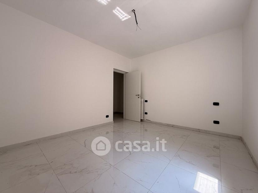 Quadrilocale in Via Maria Santissima Ausiliatrice 5 — foto 5 di 37