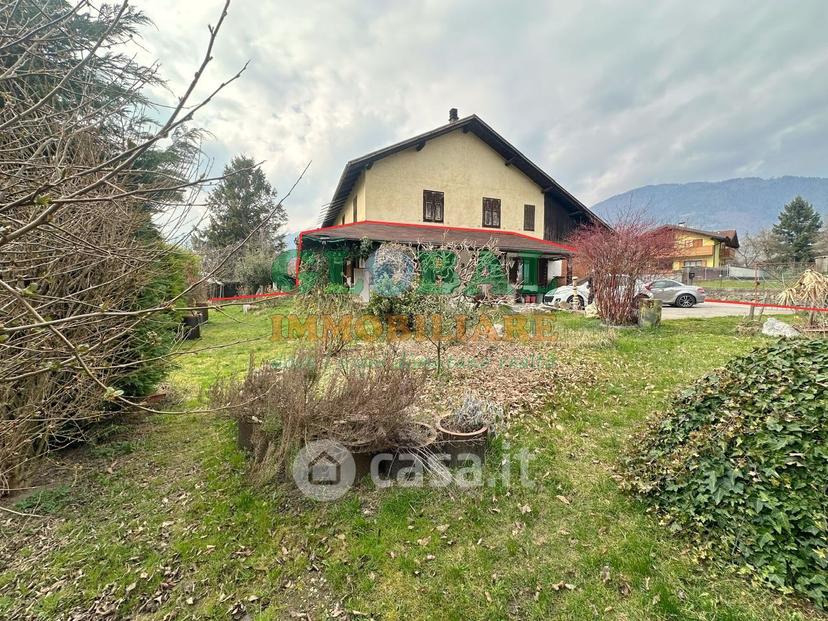Trilocale in Via Broletti 4 — foto 11 di 29