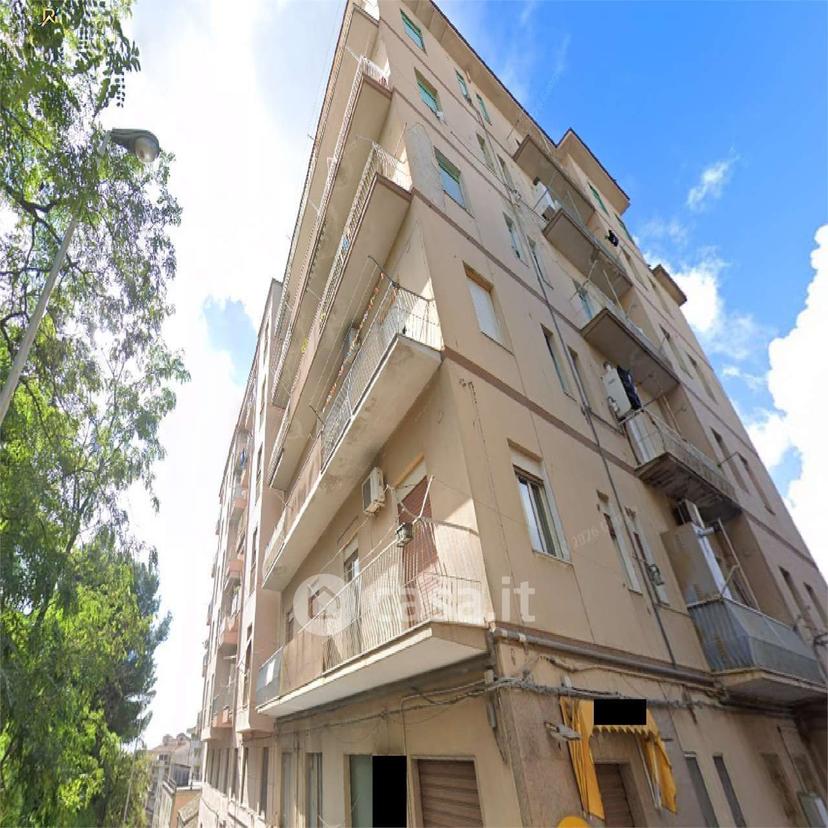 Appartamento in Via Senatore d'Antona 13 — foto 2 di 30