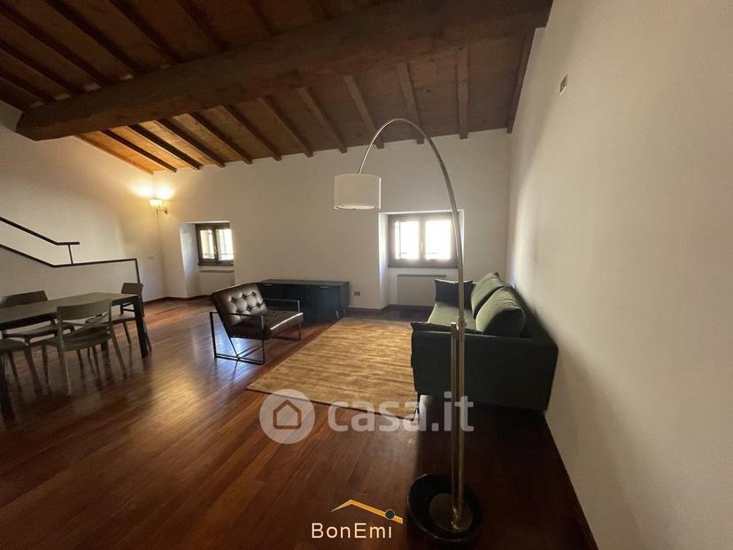 Bilocale in Via Scrimiari 10