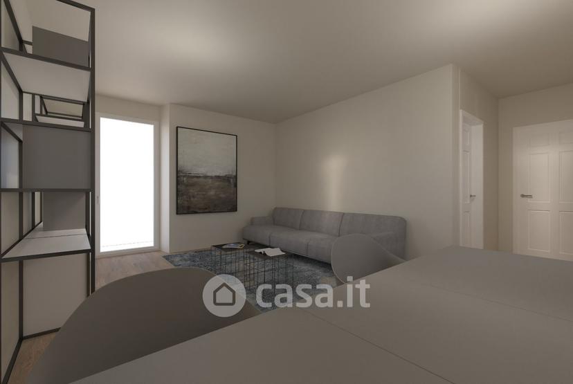 Trilocale in Via San Pietro 42