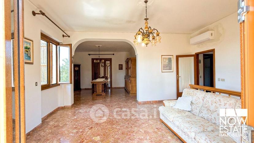 Villa in Passo della Scheggia — foto 47 di 49