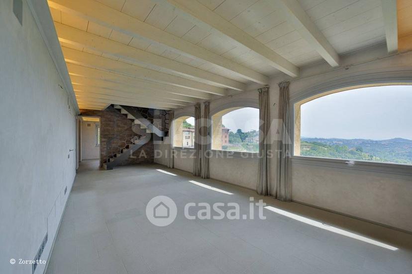 Villa in Via Belvedere 37 — foto 88 di 95