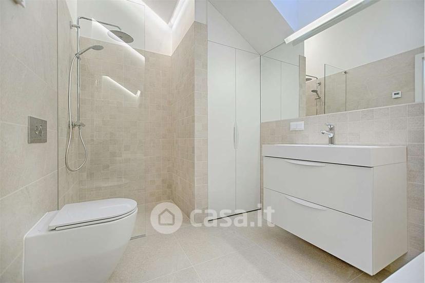 Villa in Via V. Emanuele III — foto 3 di 14