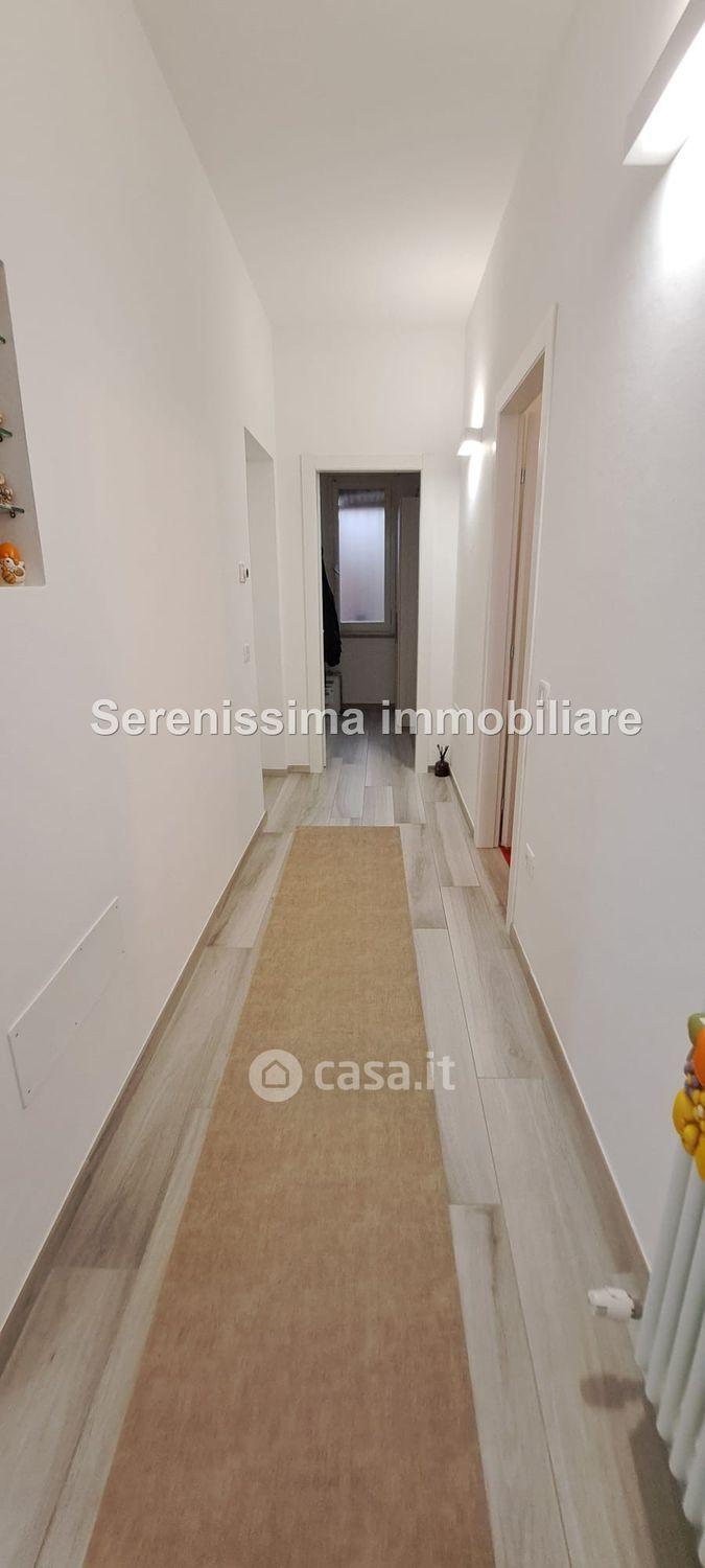 Trilocale in Via Enrico Fermi — foto 27 di 29