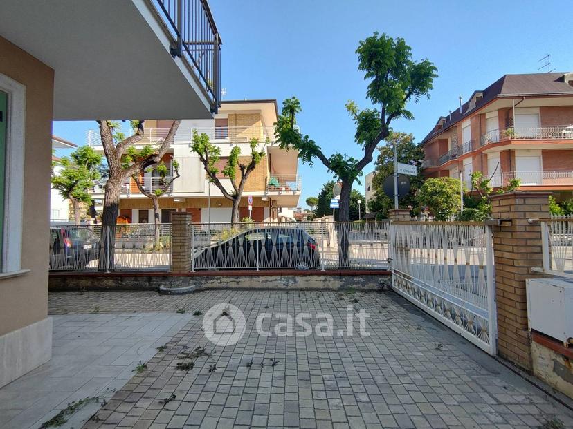 Quadrilocale in Via D. Cimarosa — foto 21 di 21
