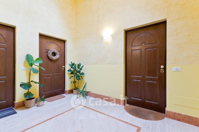 Trilocale in Viale Giovanni Bovio — foto 20 di 22