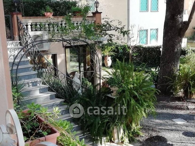 Trilocale in Viale Martiri della Libertà — foto 26 di 28