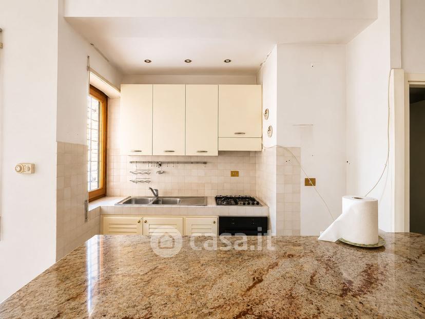 Quadrilocale in Via Capranica 14 — foto 7 di 20