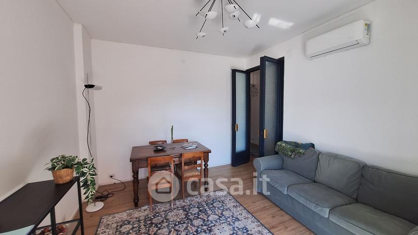 Trilocale in Via Fratelli Cairoli 50 — foto 4 di 15