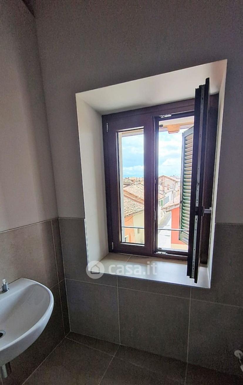 Bilocale in Via Umberto I — foto 13 di 16