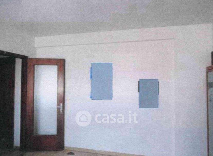 Quadrilocale in Via del Porto 7 — foto 10 di 12