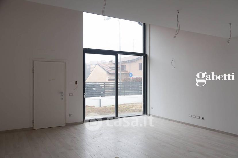 Villa in Via Fratelli Bandiera — foto 12 di 52