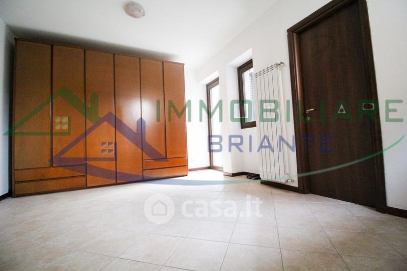 Trilocale in Via Fantoni 8 — foto 3 di 25