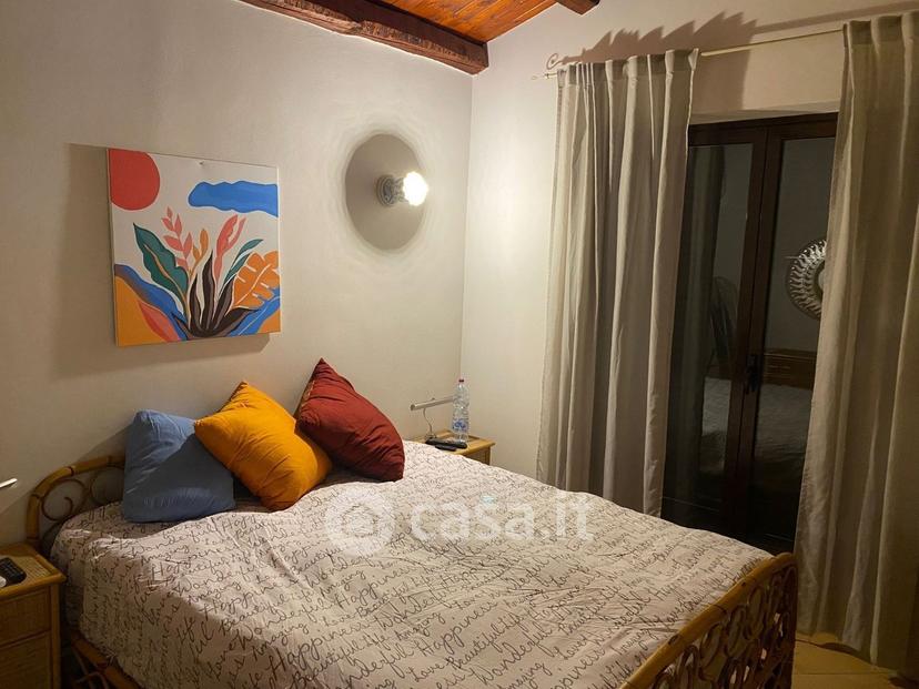 Villa in Via Isabella di Castiglia — foto 6 di 12