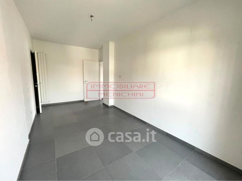 Trilocale in Via Q. Russo — foto 11 di 33